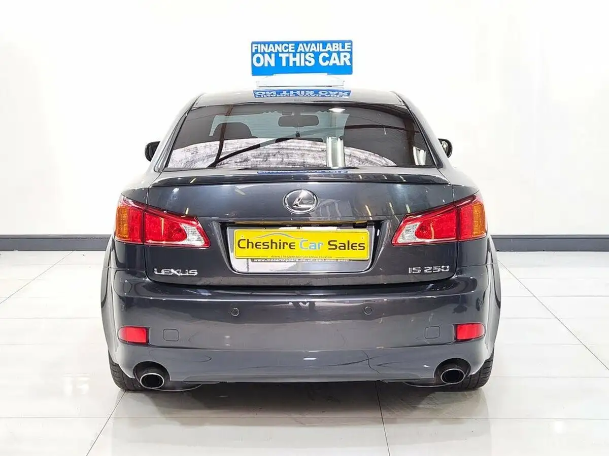 2011-lexus-is-250-25-f-sport-auto-big-10