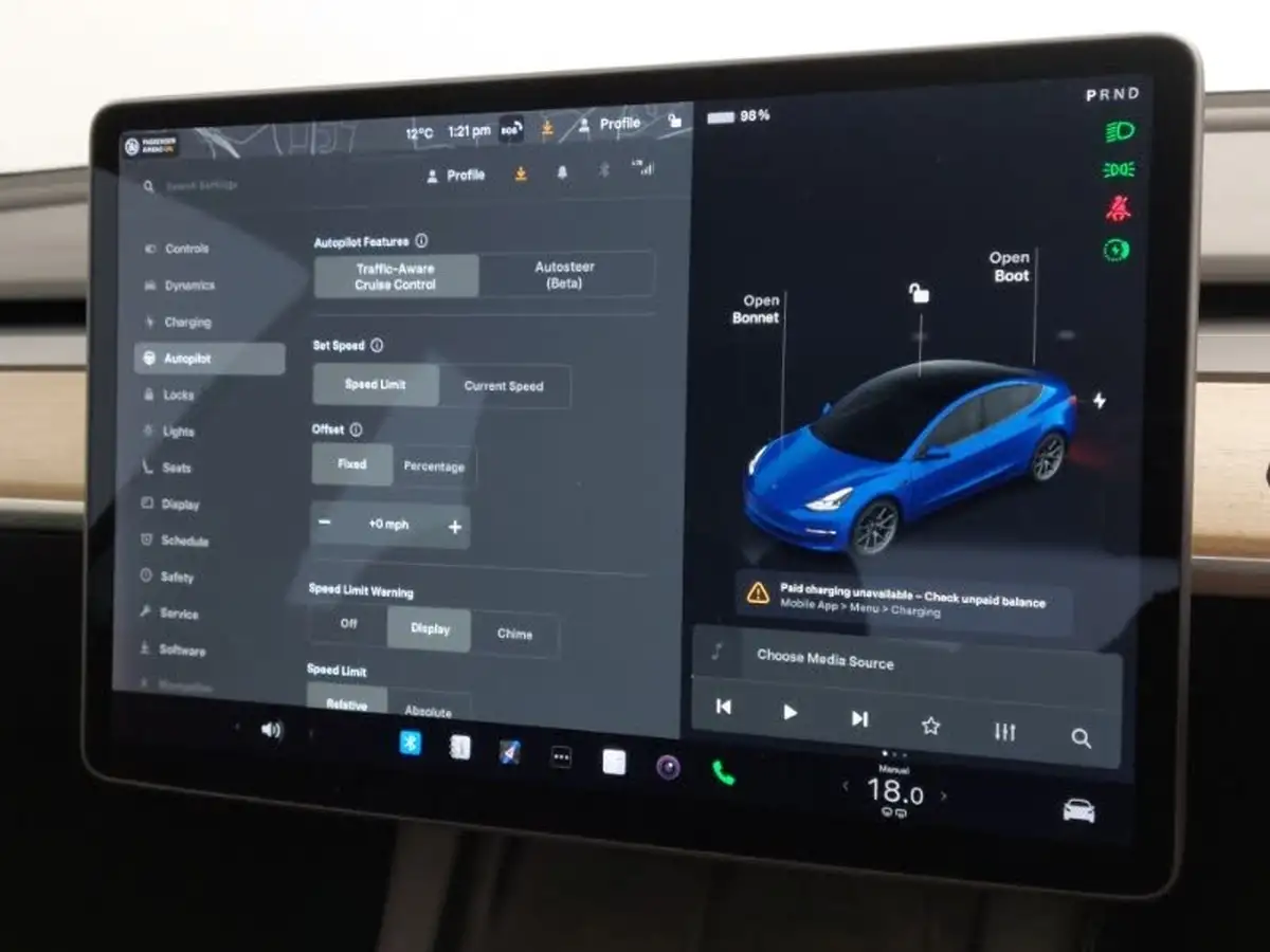 2021-tesla-model-3-e-long-range-4x4-big-13