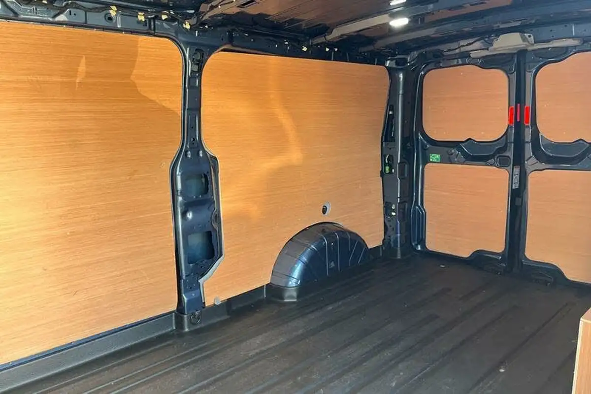 2024-ford-transit-custom-20tdci-300-l2h1-limited-150pseu6e-panel-van-1996cc-big-4