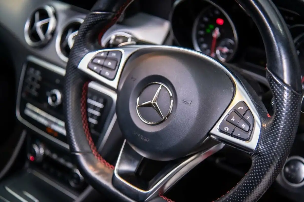 2020-mercedes-benz-gla-class-16-gla-200-amg-line-edition-plus-7g-dct-big-15