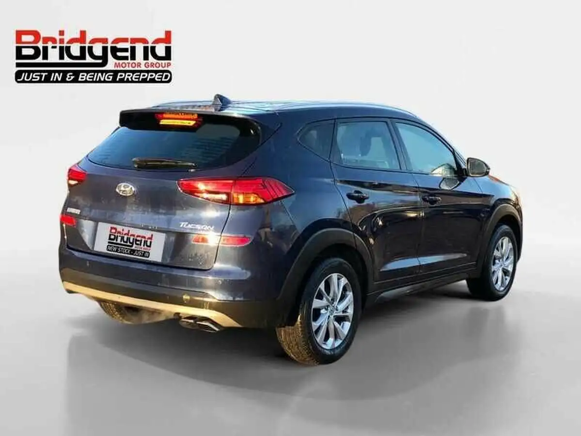 2018-hyundai-tucson-16crdi-se-nav-115ps-big-2
