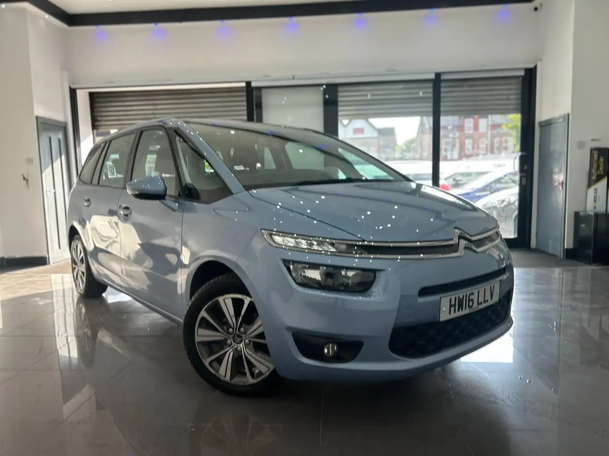 2016-citroen-grand-c4-picasso-16bluehdi-selection-big-7