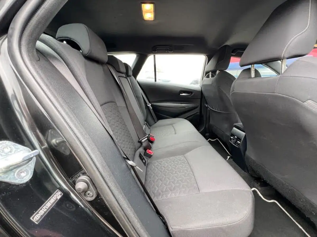 2021-toyota-corolla-20-vvt-i-icon-tech-touring-sports-big-39