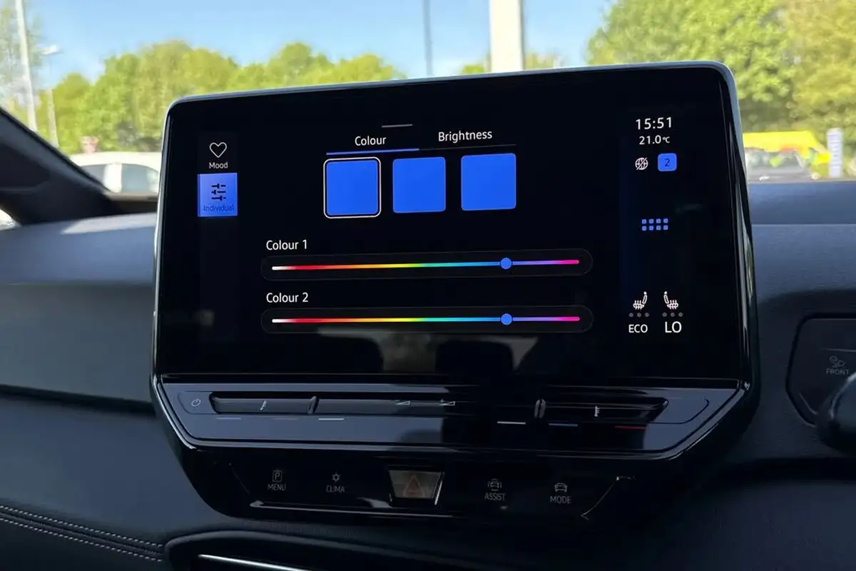 2024-volkswagen-id3-e-pro-match-59kwh-big-58