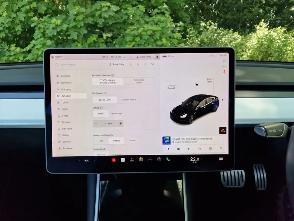 2019-tesla-model-3-e-4x4-performance-pack-big-12