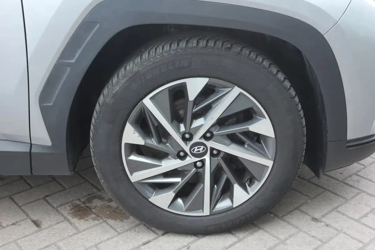 2022-hyundai-tucson-16-t-gdi-premium-150ps-big-7