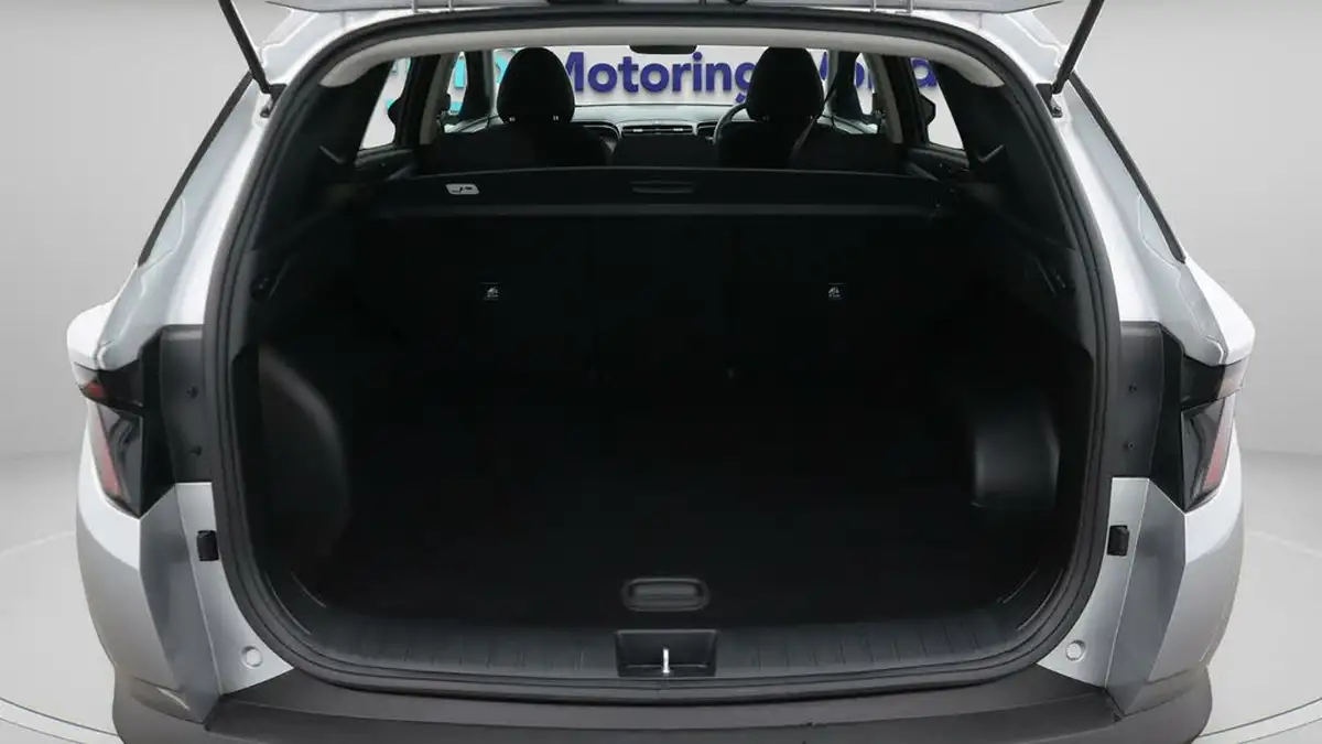 2022-hyundai-tucson-16-t-gdi-se-connect-150ps-big-17