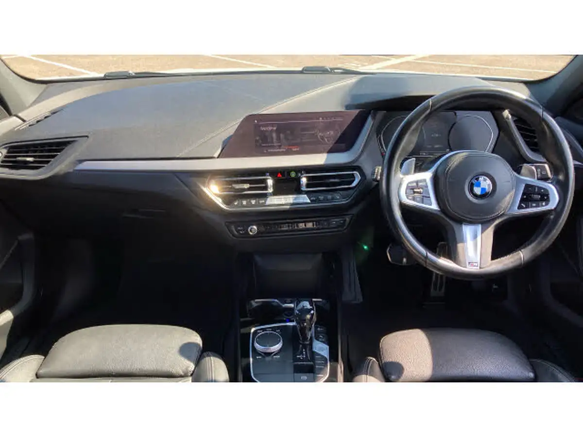 2020-bmw-1-series-20td-120d-xdrive-m-sport-big-9
