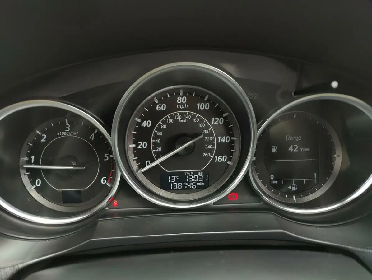 2013-mazda-mazda6-22d-sport-175ps-nav-saloon-4d-big-26