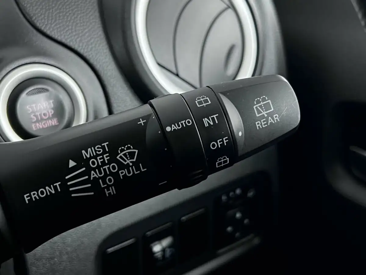 2018-mitsubishi-mirage-12-juro-leather-cvt-big-24