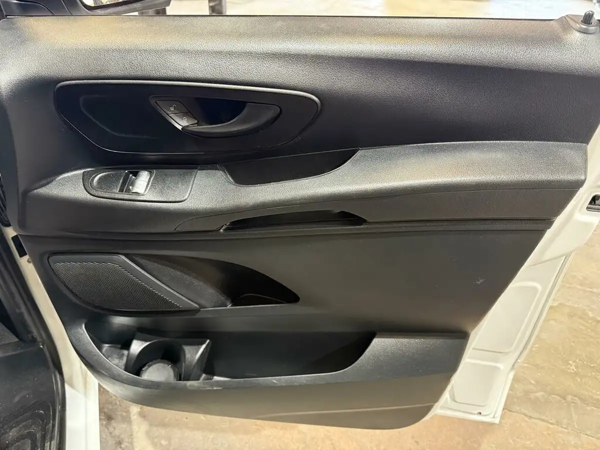 2017-mercedes-benz-vito-16cdi-111cdi-panel-extra-long-big-19