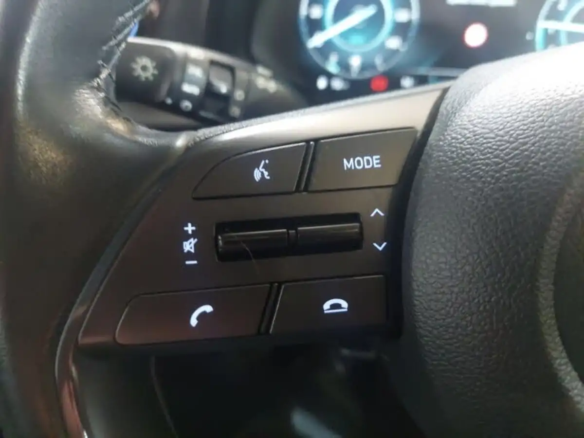 2021-hyundai-bayon-10-t-gdi-se-connect-big-11