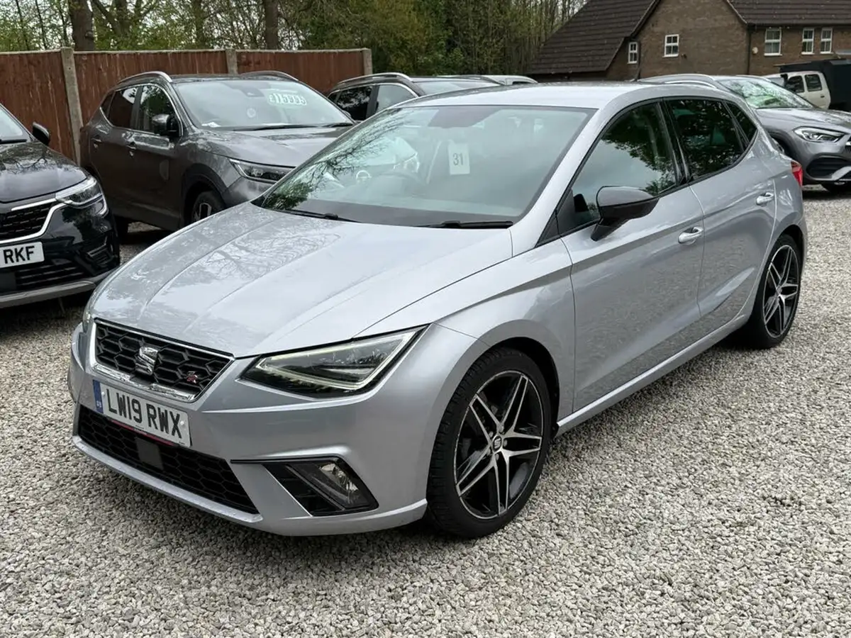 2019-seat-ibiza-10-mpi-fr-sport-big-2
