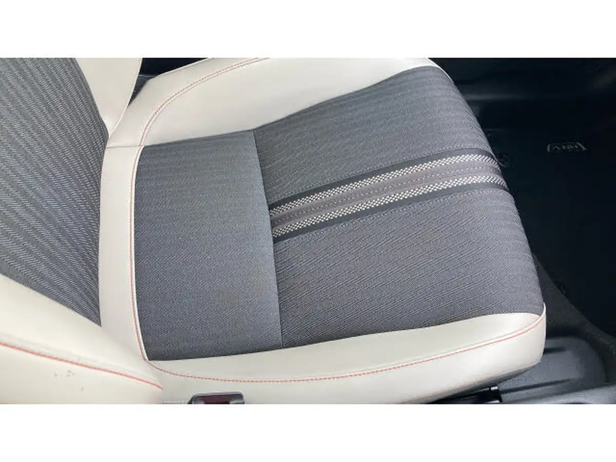 2022-honda-hr-v-15-i-mmd-advance-style-big-31