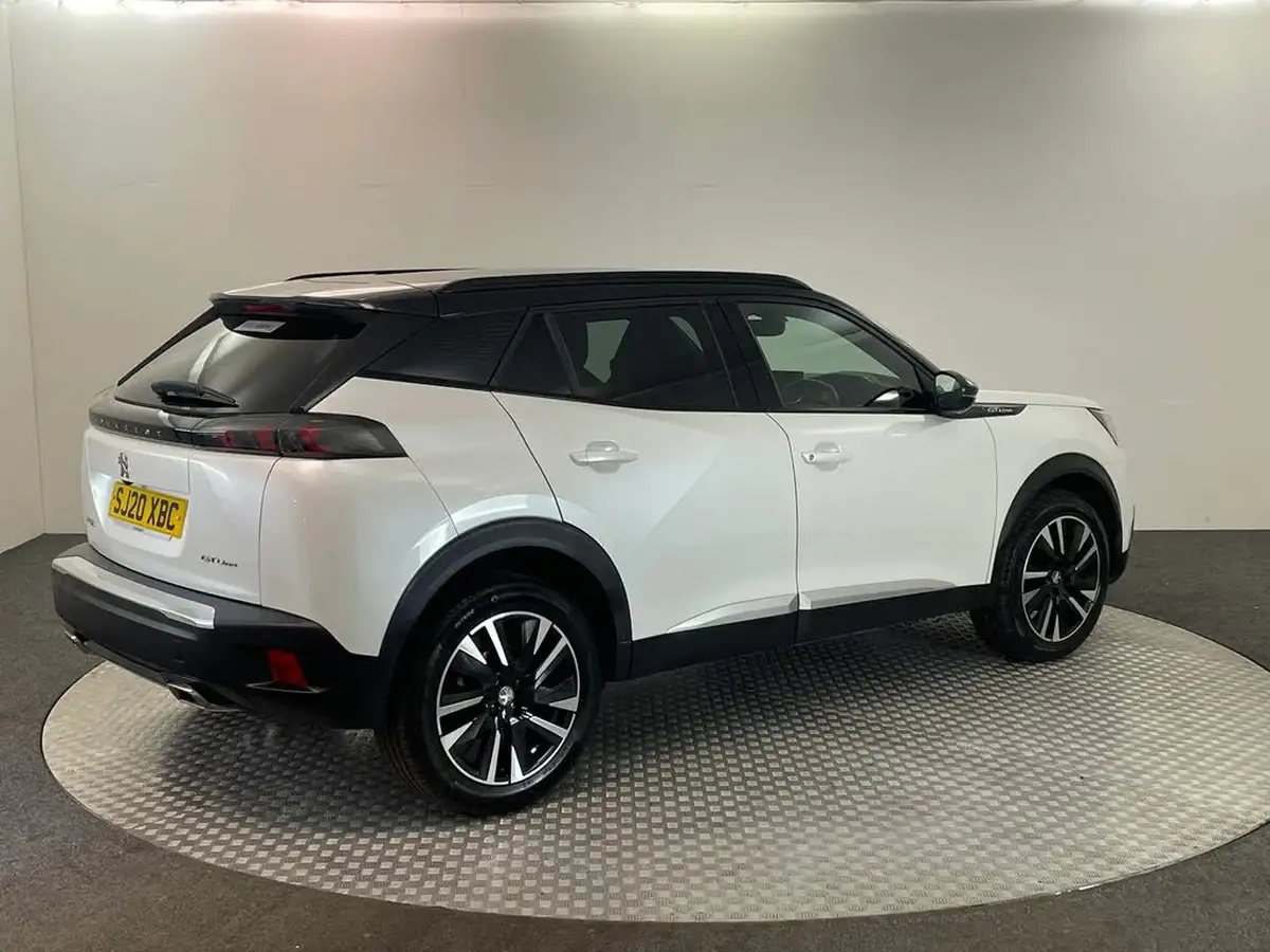 2020-peugeot-2008-suv-12-puretech-gt-line-eat8-big-3