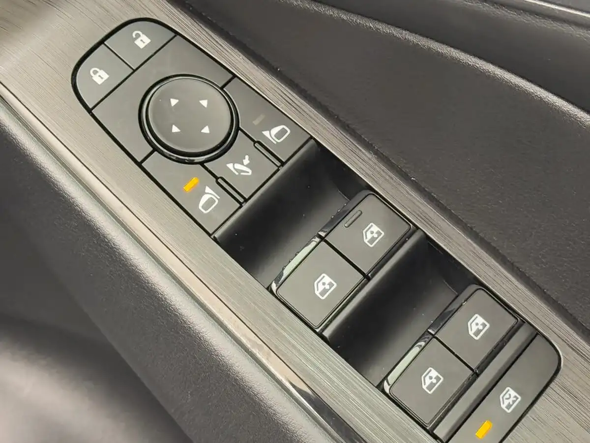 2024-nissan-qashqai-13-dig-t-acenta-premium-140ps-big-18