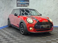 2016 MINI Cooper 1.5 Cooper (s/s) Hatchback 3d