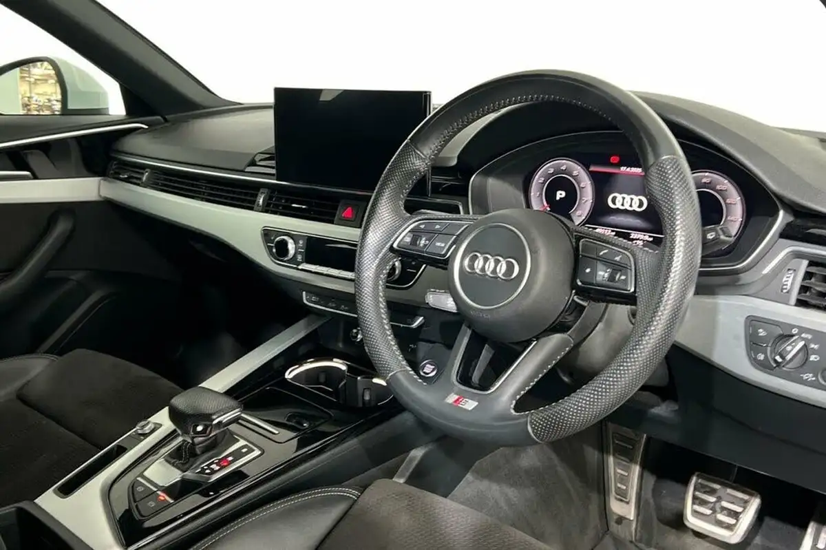 2019-audi-a4-avant-20-40-tfsi-sport-big-8