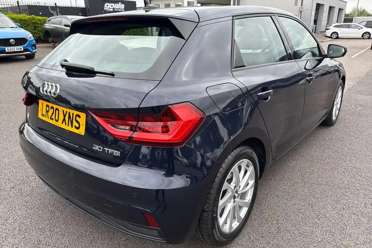 2020-audi-a1-10-30-tfsi-sport-116ps-s-tronic-big-32