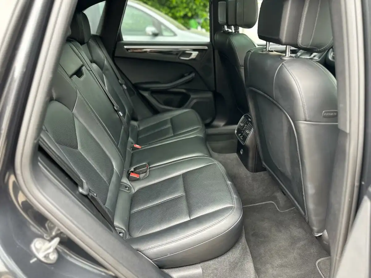 2019-porsche-macan-30-v6-s-big-14