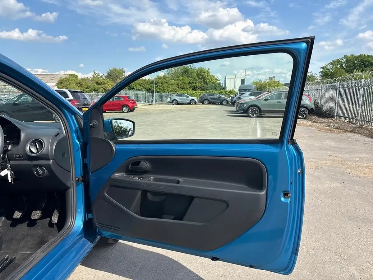 2019-skoda-citigo-10-se-3d-big-33