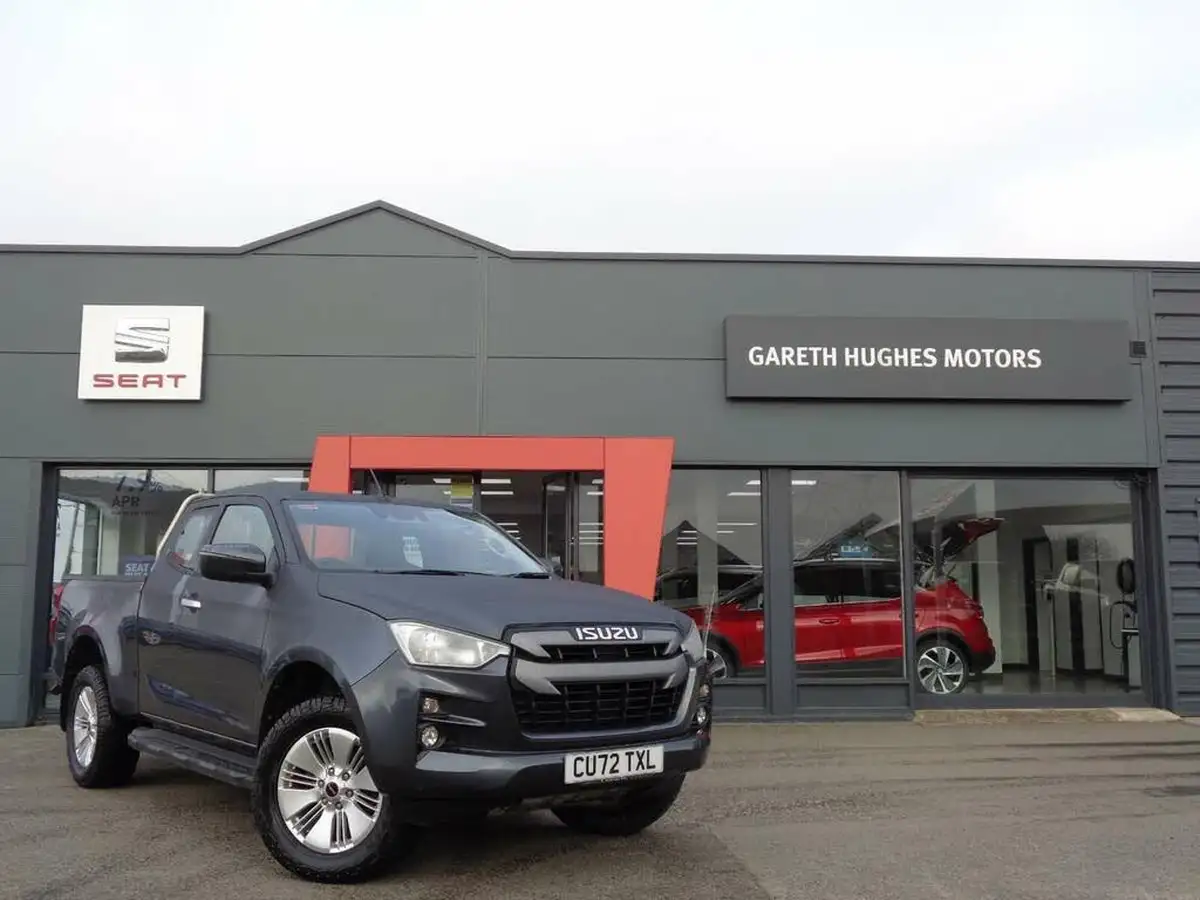 2022-isuzu-d-max-19td-dl20-extended-pick-up-big-1