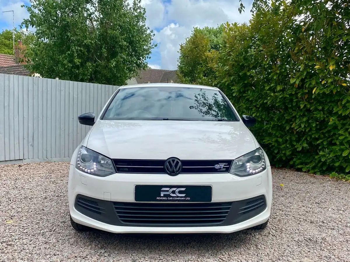 2013-volkswagen-polo-14-bluegt-3d-big-4