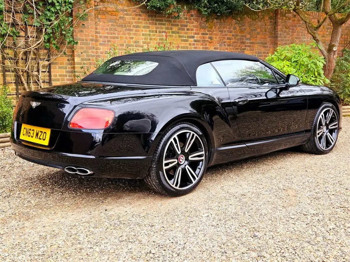 2013-bentley-continental-40-gtc-v8-big-24