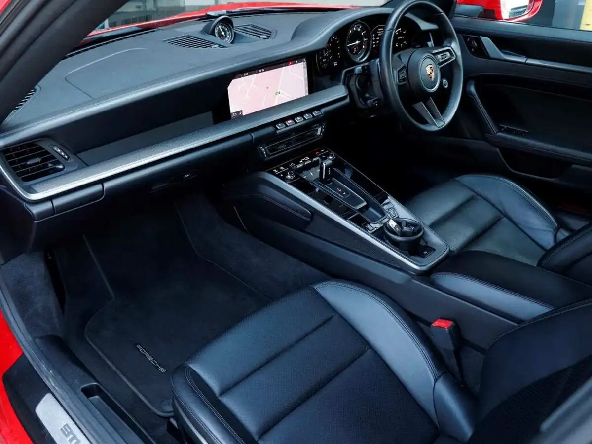 2019-porsche-911-30-carrera-s-450ps-coupe-pdk-big-8