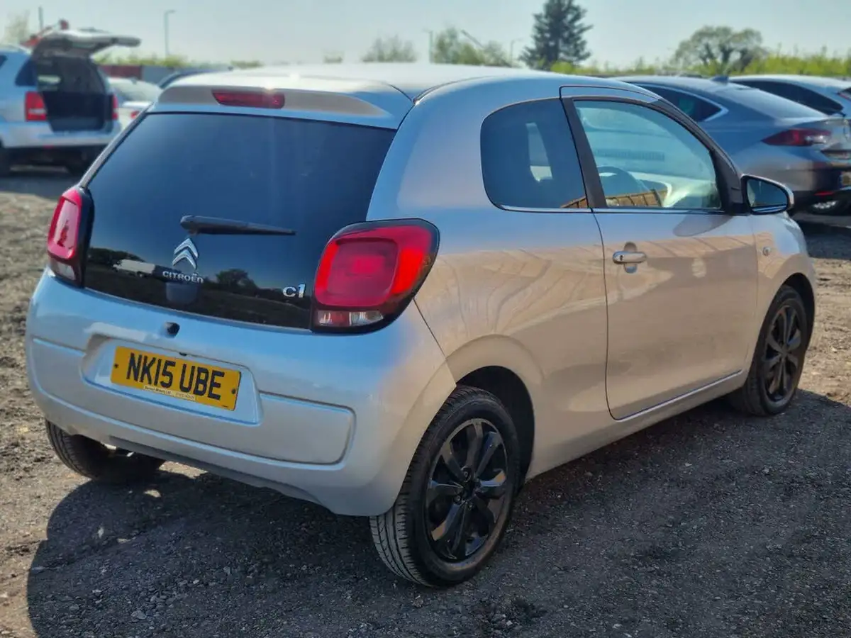 2015-citroen-c1-10-vti-flair-3d-big-5