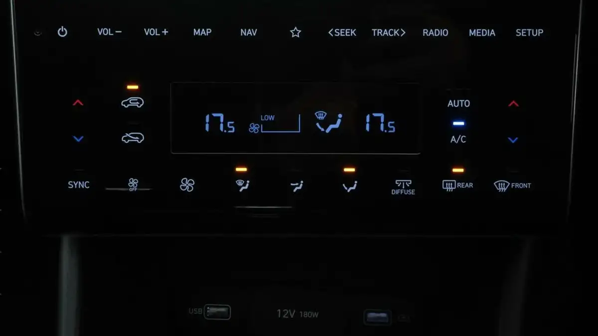 2021-hyundai-tucson-16-t-gdi-se-connect-150ps-48-volt-mhev-big-12