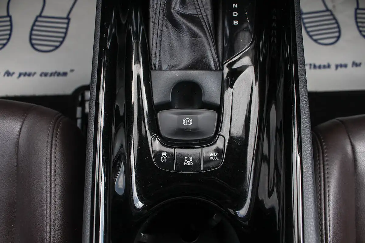 2018-toyota-c-hr-18-vvt-i-excel-big-27