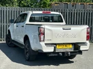 2021-isuzu-d-max-19td-v-cross-auto-small-7