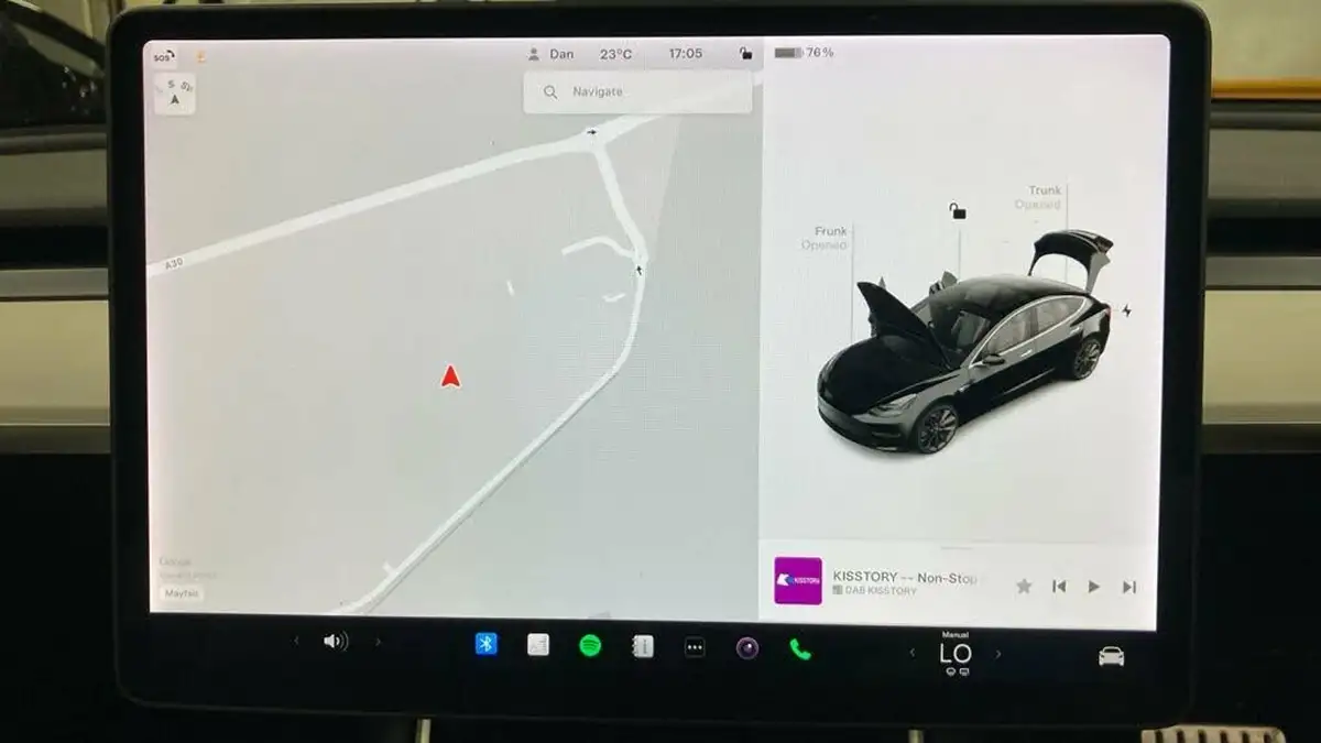 2020-tesla-model-3-e-performance-big-12