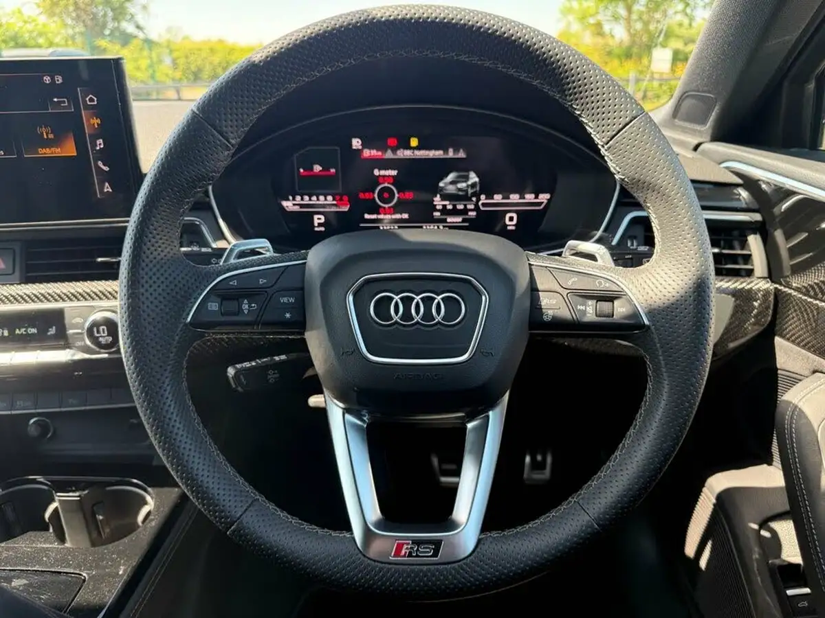 2024-audi-rs4-avant-29-tfsi-carbon-black-big-49
