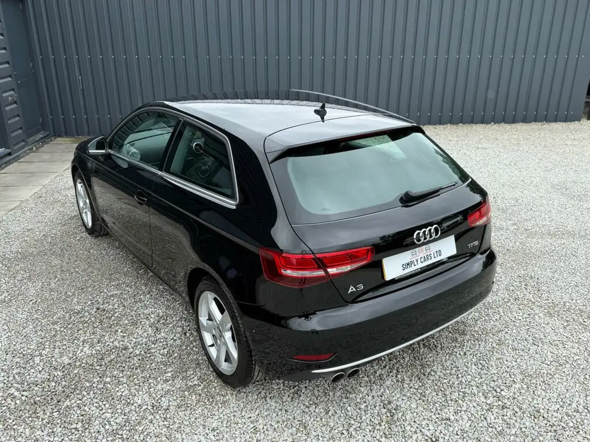 2017-audi-a3-15-tfsi-sport-hatchback-3d-s-tronic-big-12