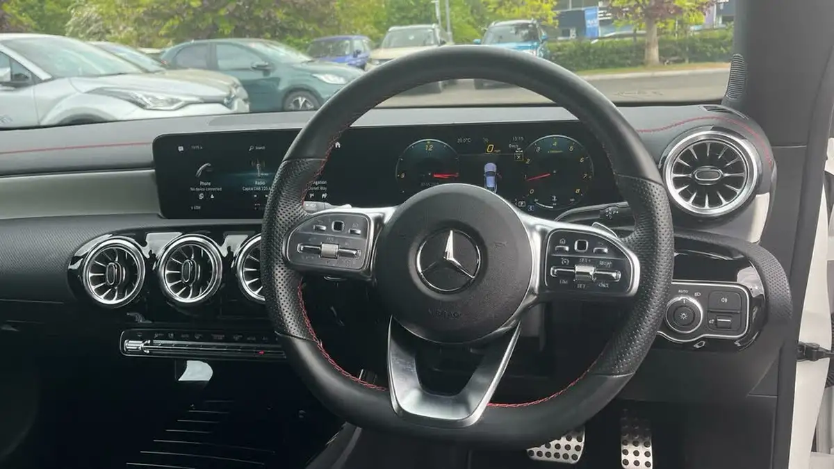 2023-mercedes-benz-cla-13-cla-200-amg-line-premium-coupe-4d-big-5