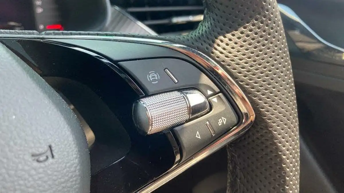 2024-skoda-kamiq-10-tsi-monte-carlo-110ps-dsg-big-35