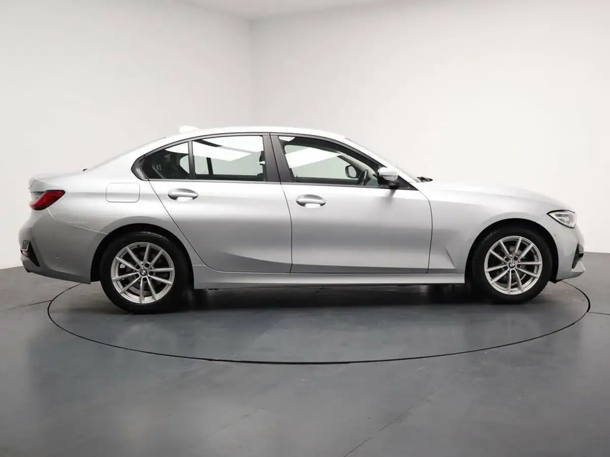 2019-bmw-3-series-big-13