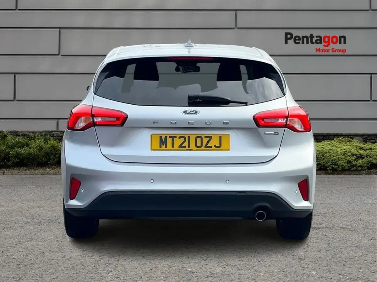 2021-ford-focus-10t-titanium-edition-125ps-hybrid-mhev-hatchback-big-13