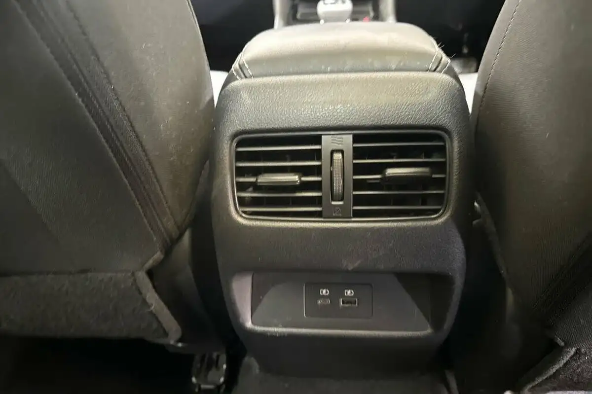 2021-nissan-qashqai-13-dig-t-n-connecta-160ps-auto-big-31