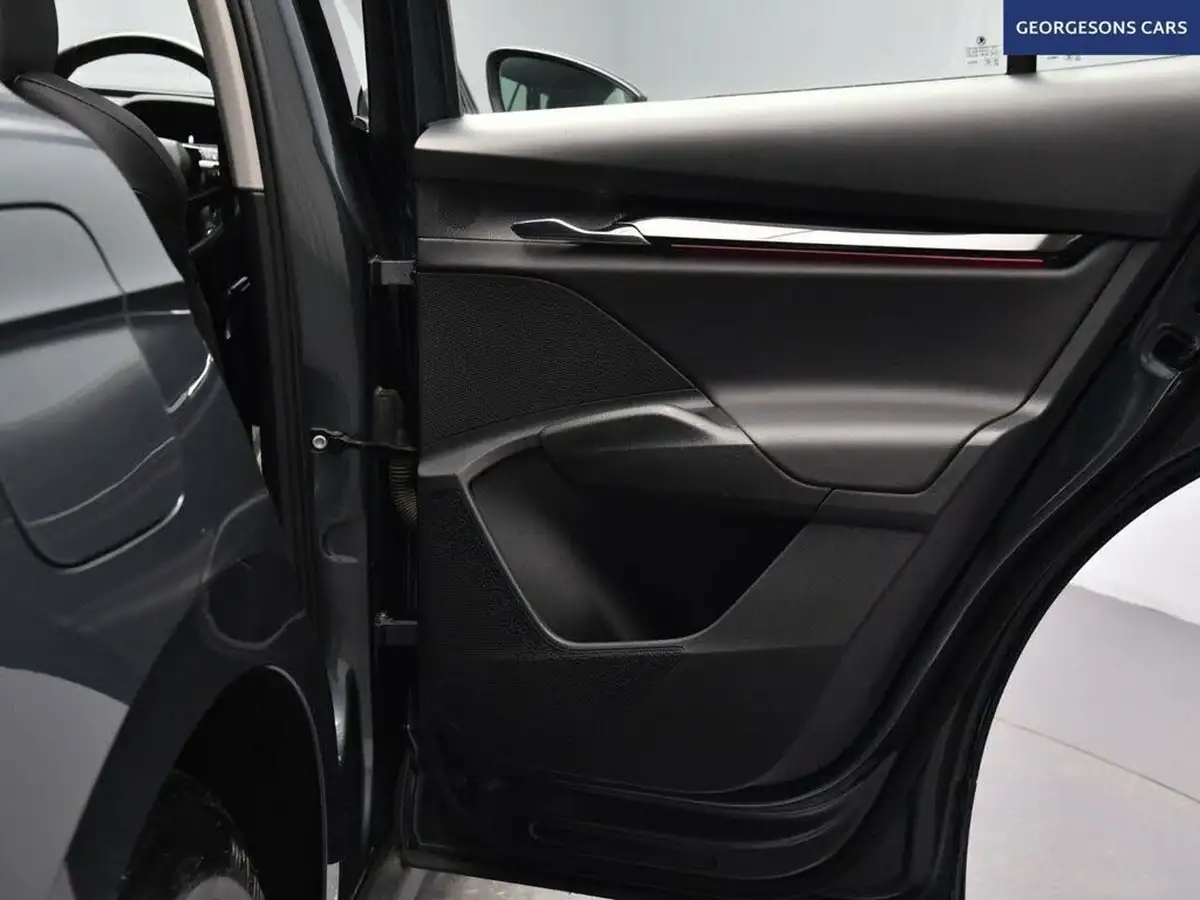 2021-skoda-enyaq-e-60-eco-suite-62-kwh-big-21