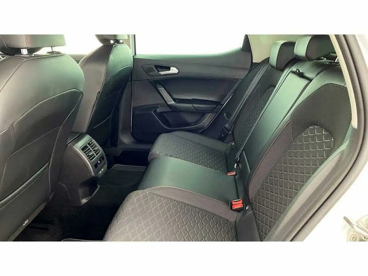 2021-seat-leon-15-tsi-evo-fr-130ps-hatchback-big-32