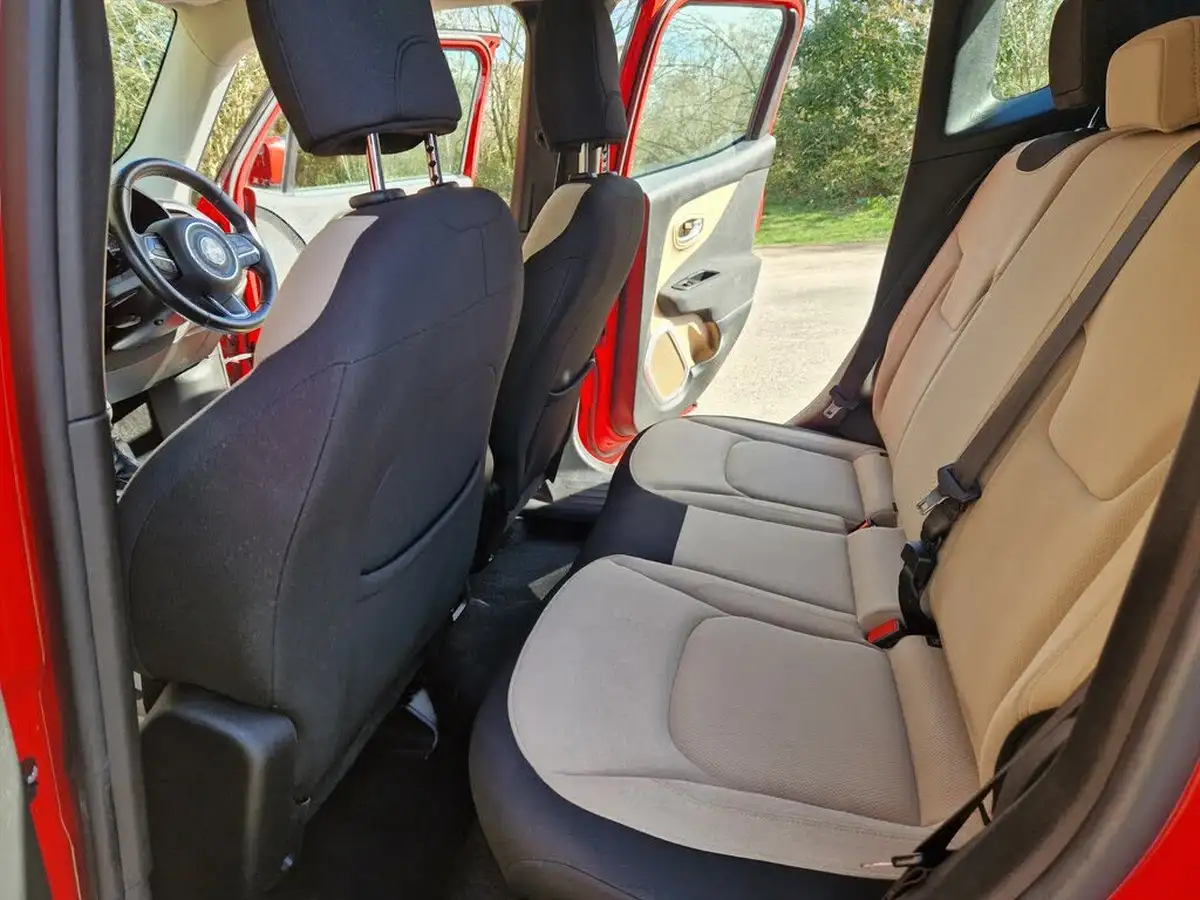 2015-jeep-renegade-20td-longitude-big-11