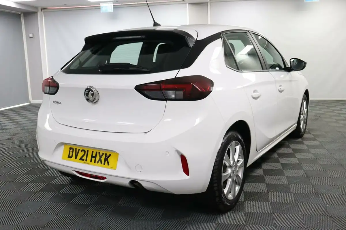 2021-vauxhall-corsa-12i-se-premium-big-10