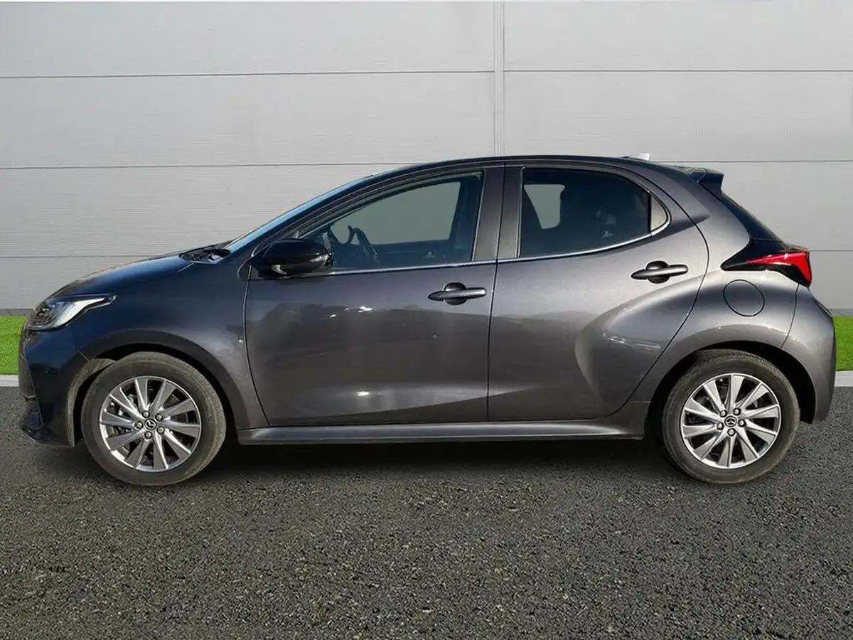 2023-mazda-mazda2-15-select-big-3