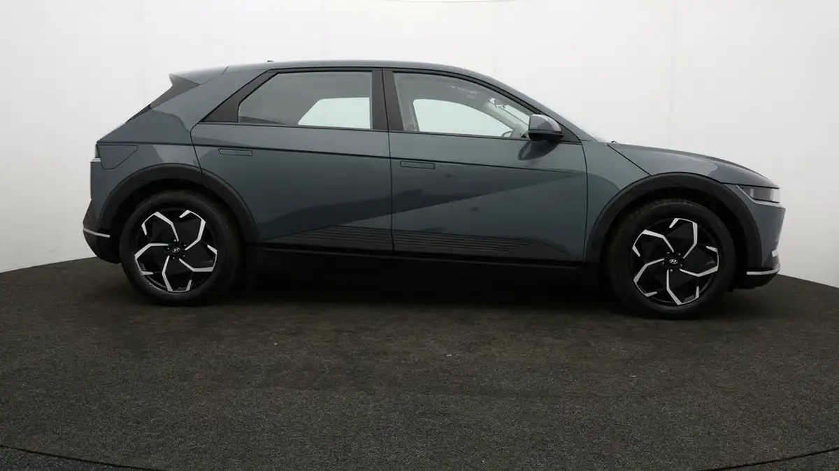 2022-hyundai-ioniq-5-e-se-connect-big-7