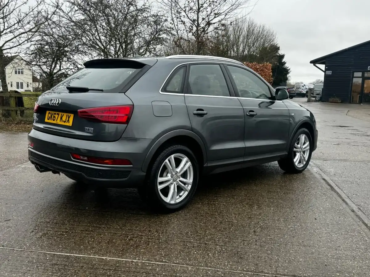 2017-audi-q3-20-tfsi-quattro-s-line-edition-big-20
