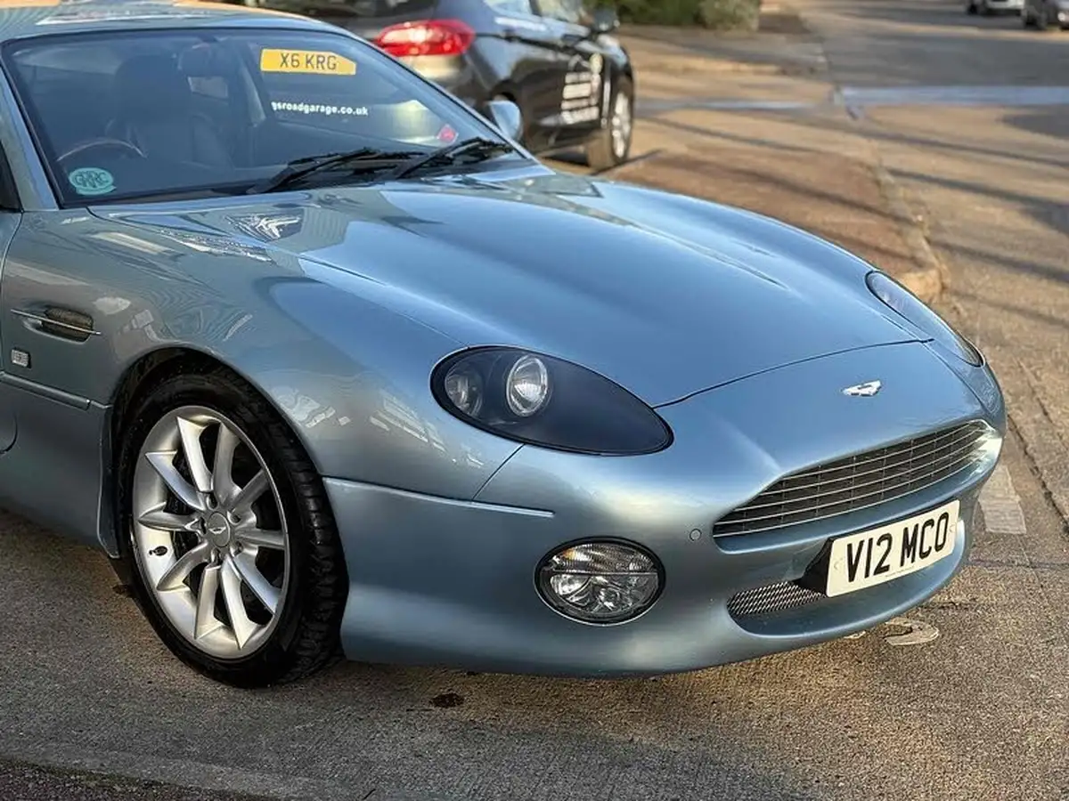 2001-aston-martin-db7-59-vantage-auto-big-3