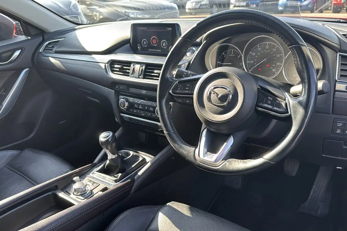 2017-mazda-mazda6-22td-sport-nav-150ps-saloon-4d-big-9